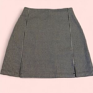 Brandy Melville John Galt Black and White Checkered/gingham mini Cara skirt